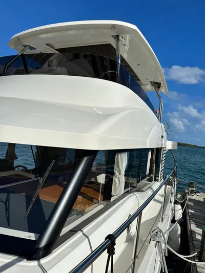 Warawara Yacht Photos Pics 