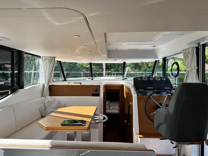 Warawara Yacht Photos Pics 