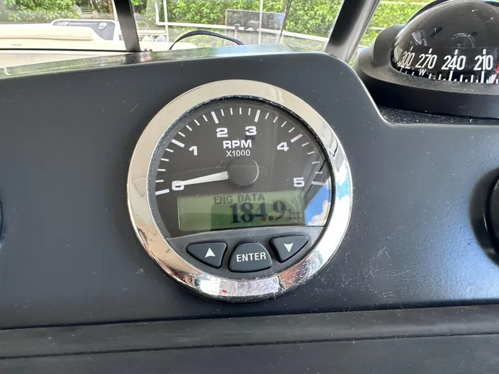 Warawara Yacht Photos Pics 