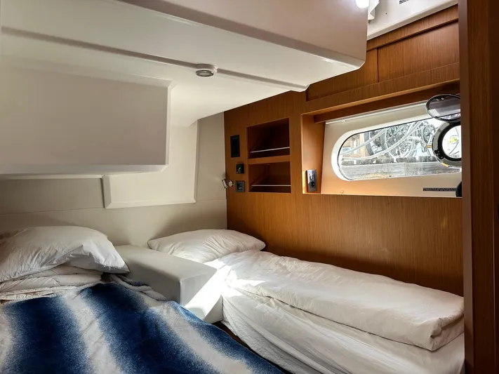 Warawara Yacht Photos Pics 