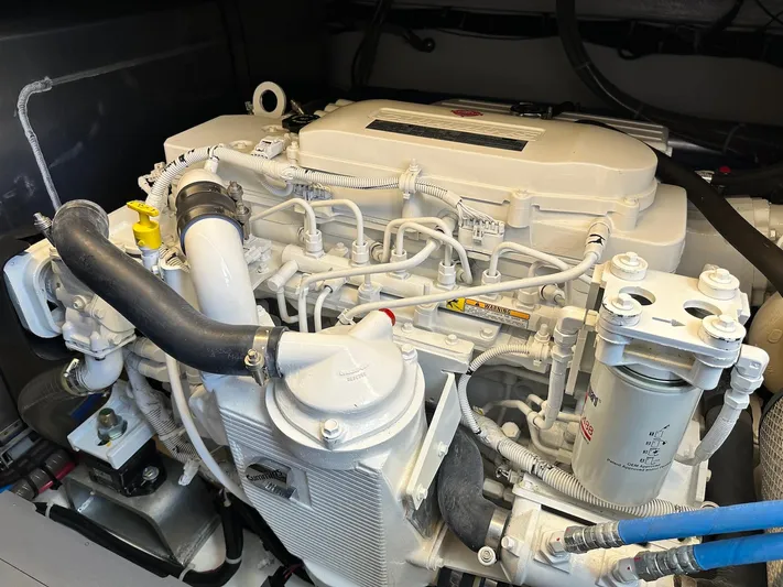 Warawara Yacht Photos Pics 