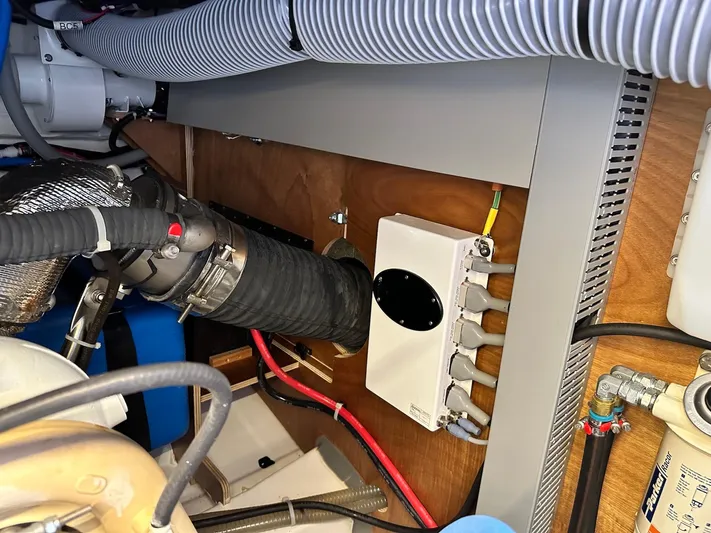 Warawara Yacht Photos Pics 