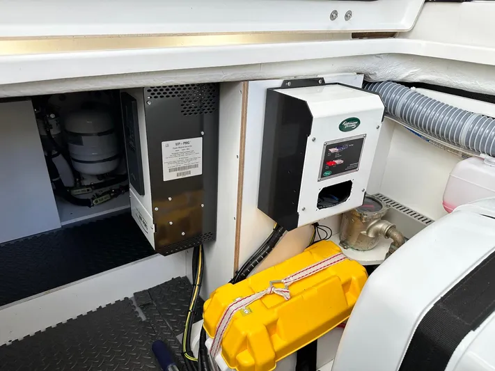 Warawara Yacht Photos Pics 