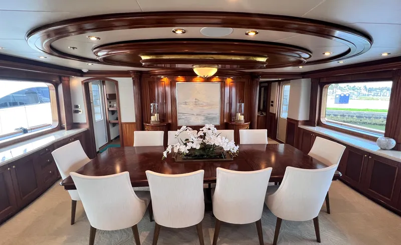 Miss Stephanie Yacht Photos Pics Luxurious dining area on a 2004 Richmond Yachts Semi-Displacement yacht.