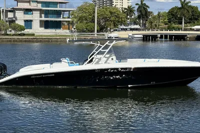 2012 Midnight Express 37 Open