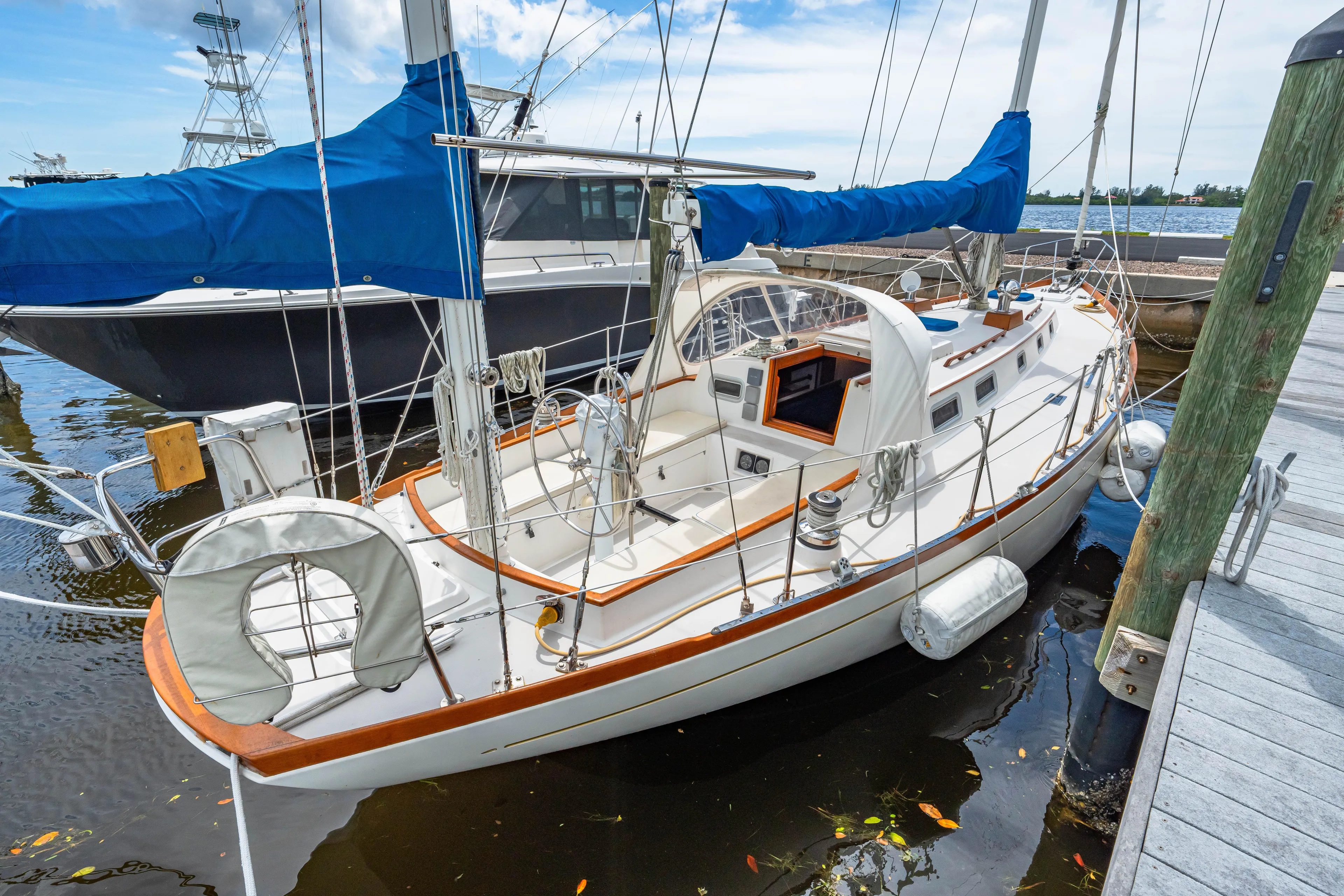 Allegria Yacht Photos Pics 