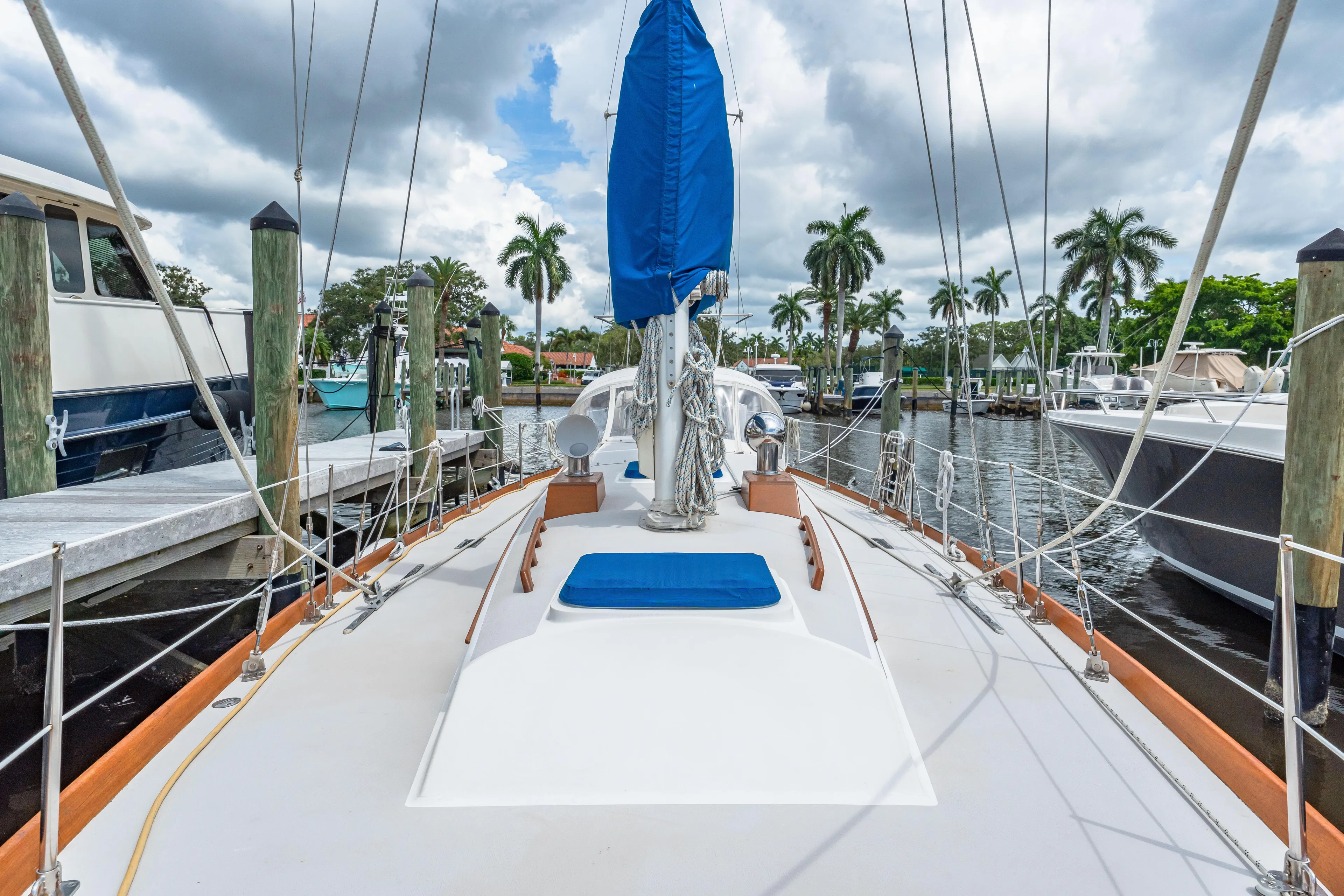 Allegria Yacht Photos Pics 