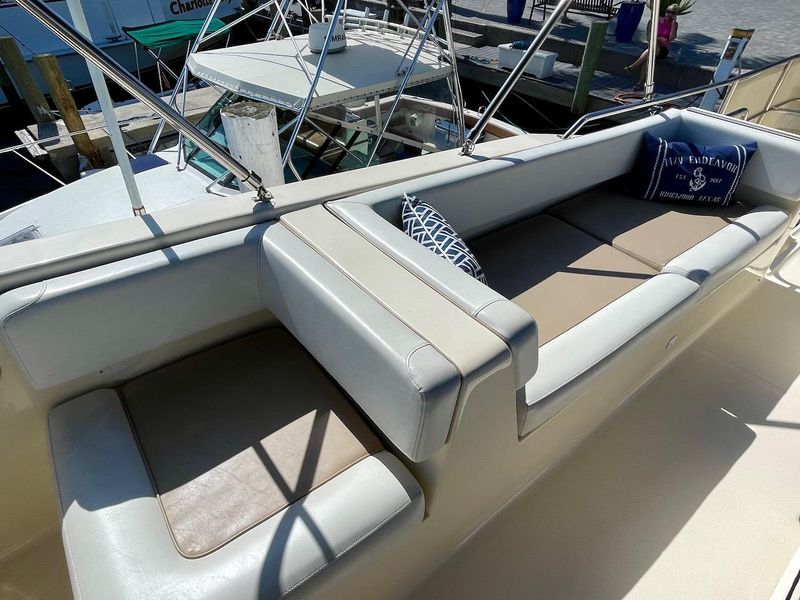 2007 Mainship 400 Trawler