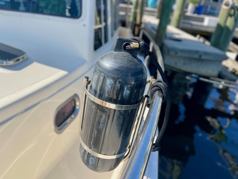 2007 Mainship 400 Trawler