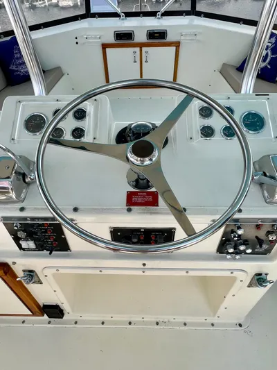 Golden Olive Yacht Photos Pics 