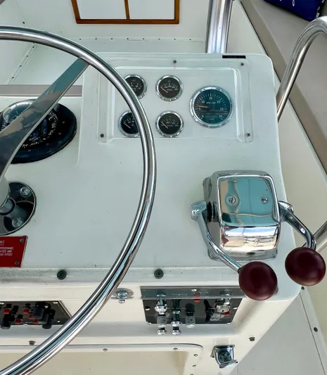 Golden Olive Yacht Photos Pics 