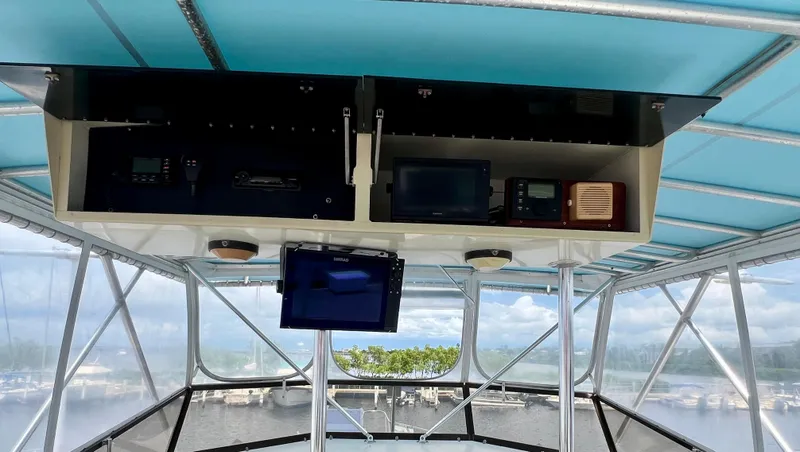 Golden Olive Yacht Photos Pics 