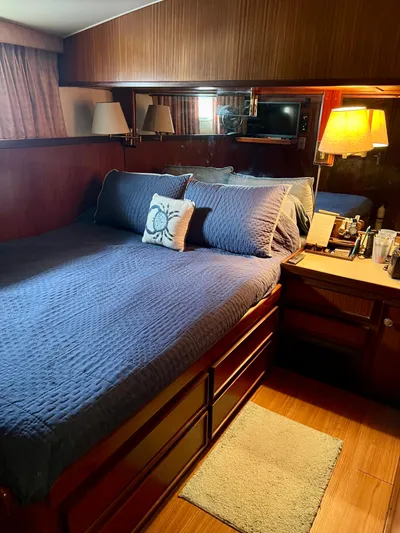 Golden Olive Yacht Photos Pics 