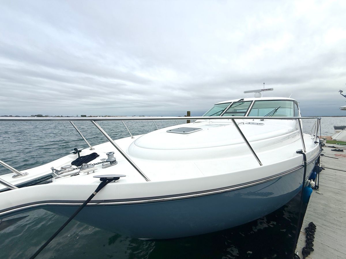 2006 Tiara Yachts 43 