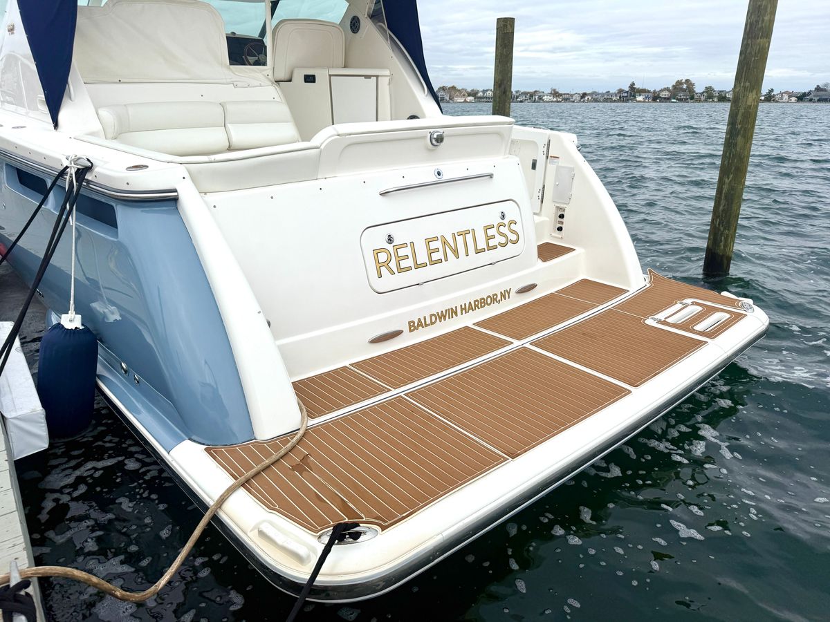 2006 Tiara Yachts 43 