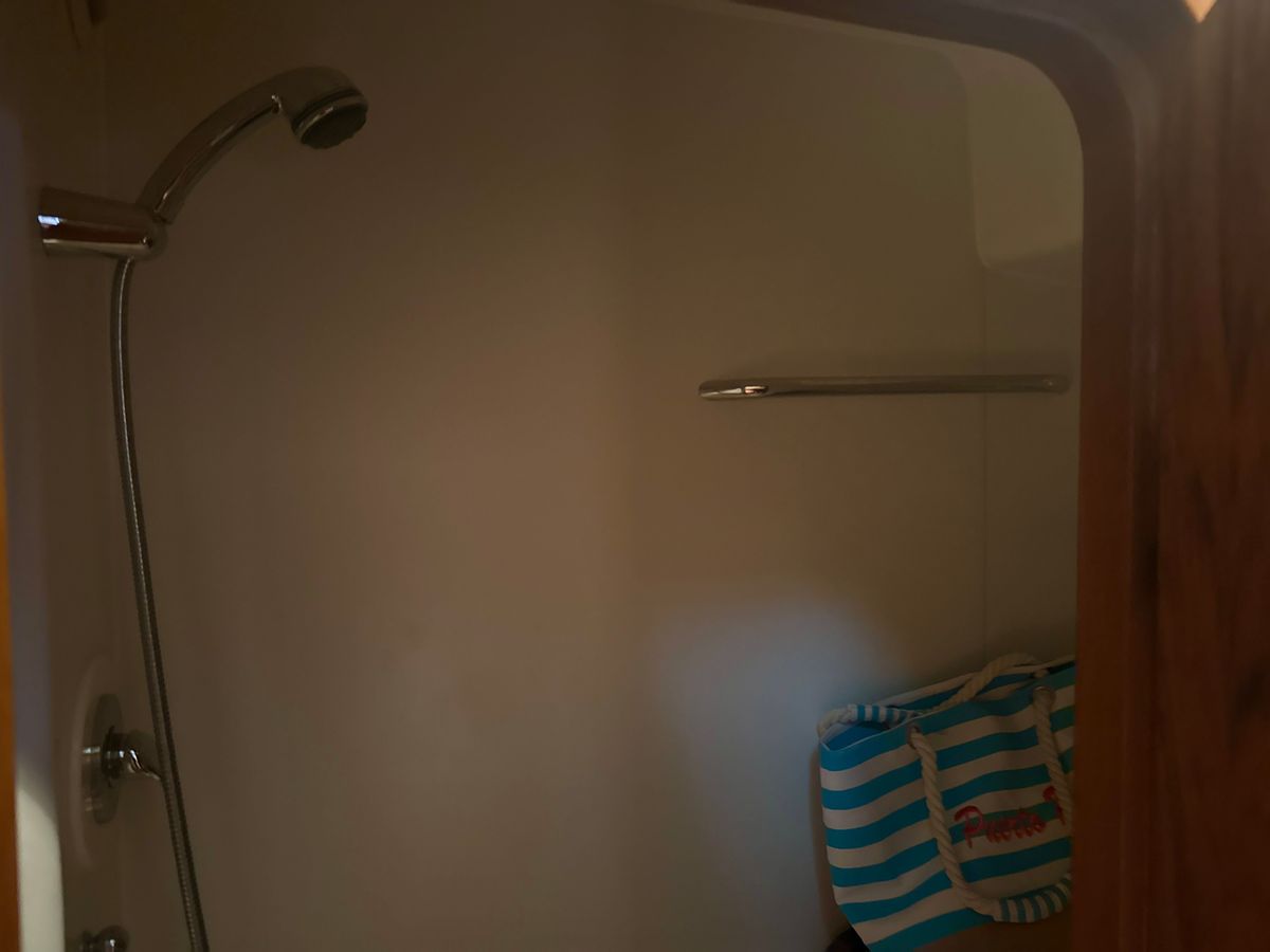 2006 Tiara Yachts 43 