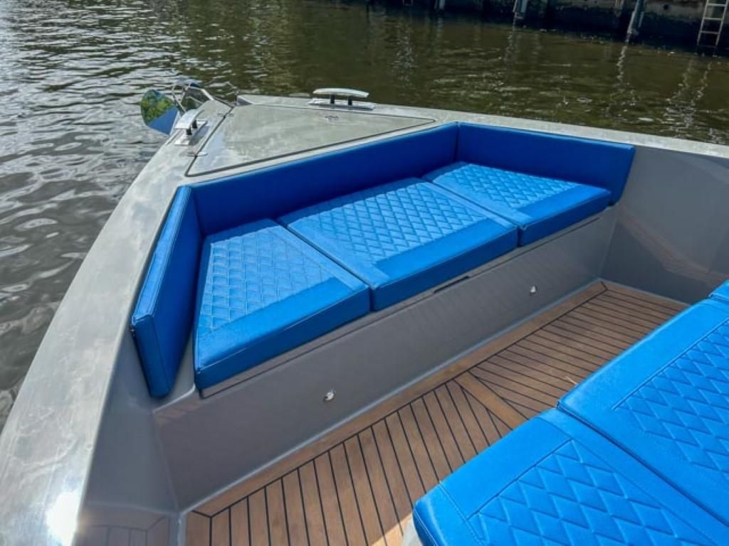 2023 De Antonio Yachts 42 