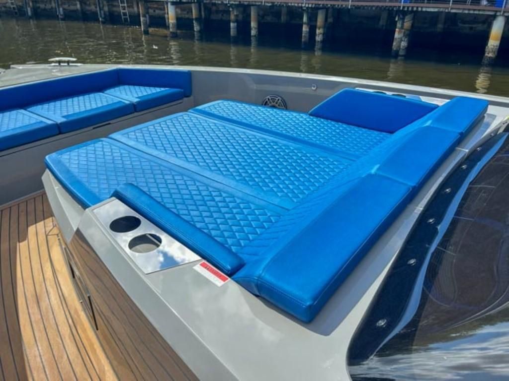 2023 De Antonio Yachts 42 