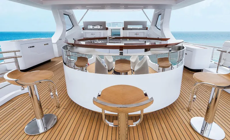 Dyamond Yacht Photos Pics 