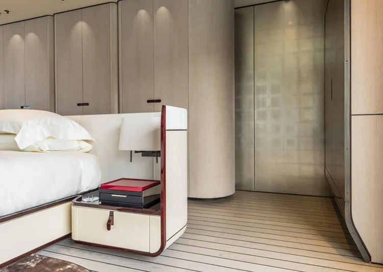 Dyamond Yacht Photos Pics 