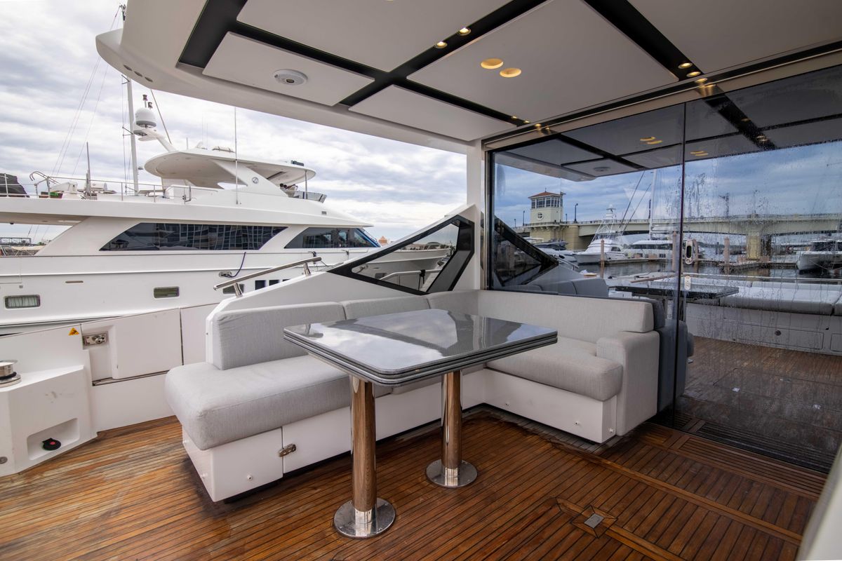 2019 Azimut 70 