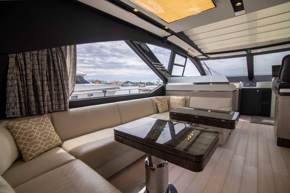 2019 Azimut 70 