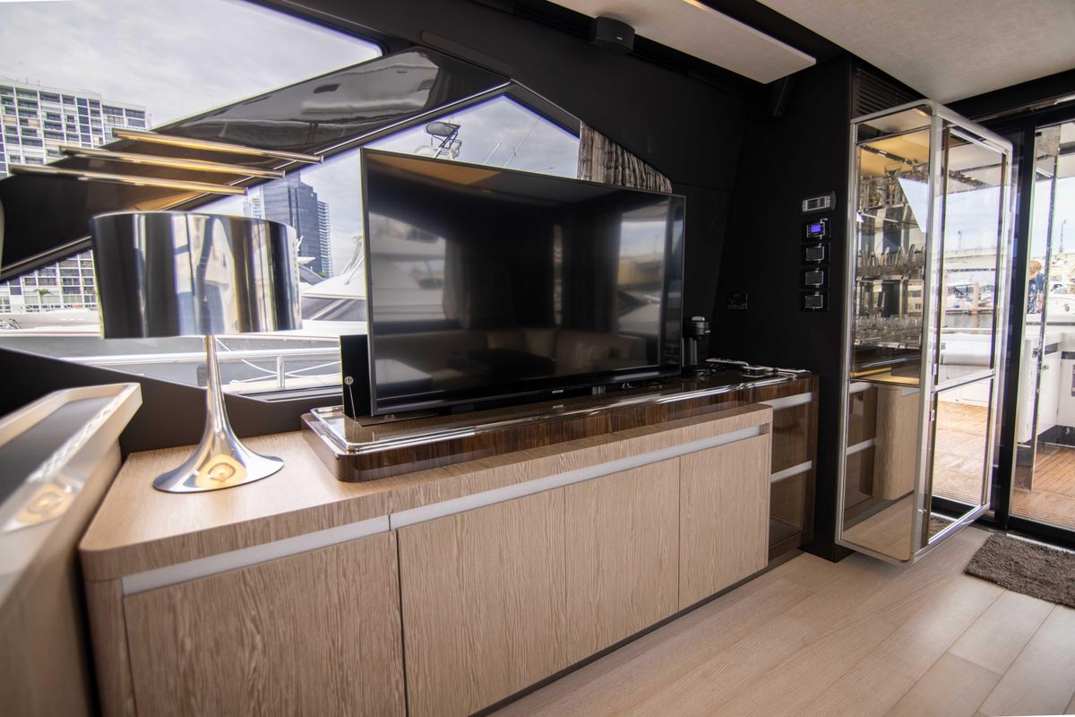2019 Azimut 70 