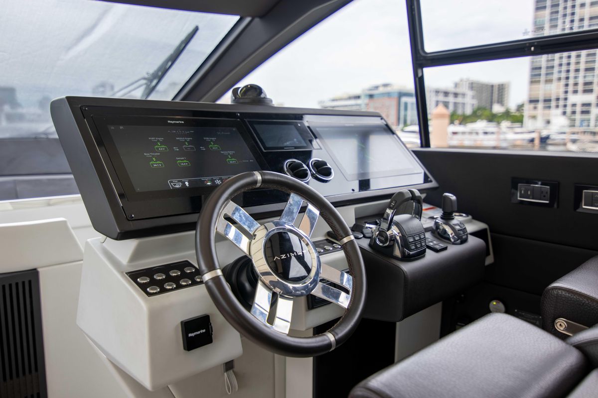 2019 Azimut 70 