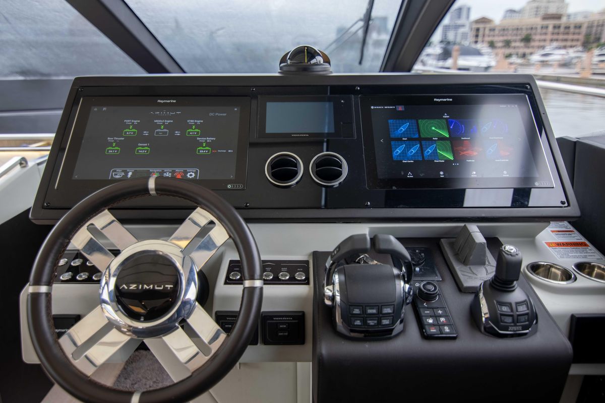 2019 Azimut 70 