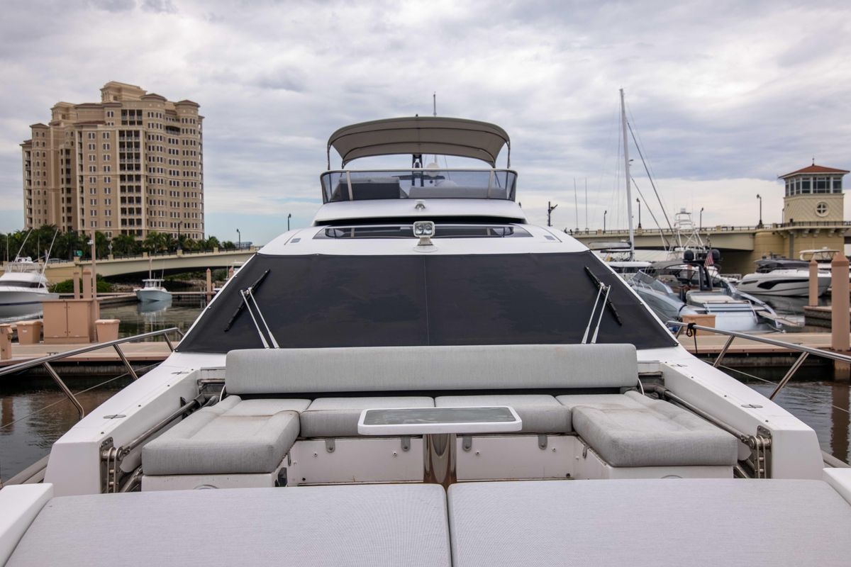 2019 Azimut 70 
