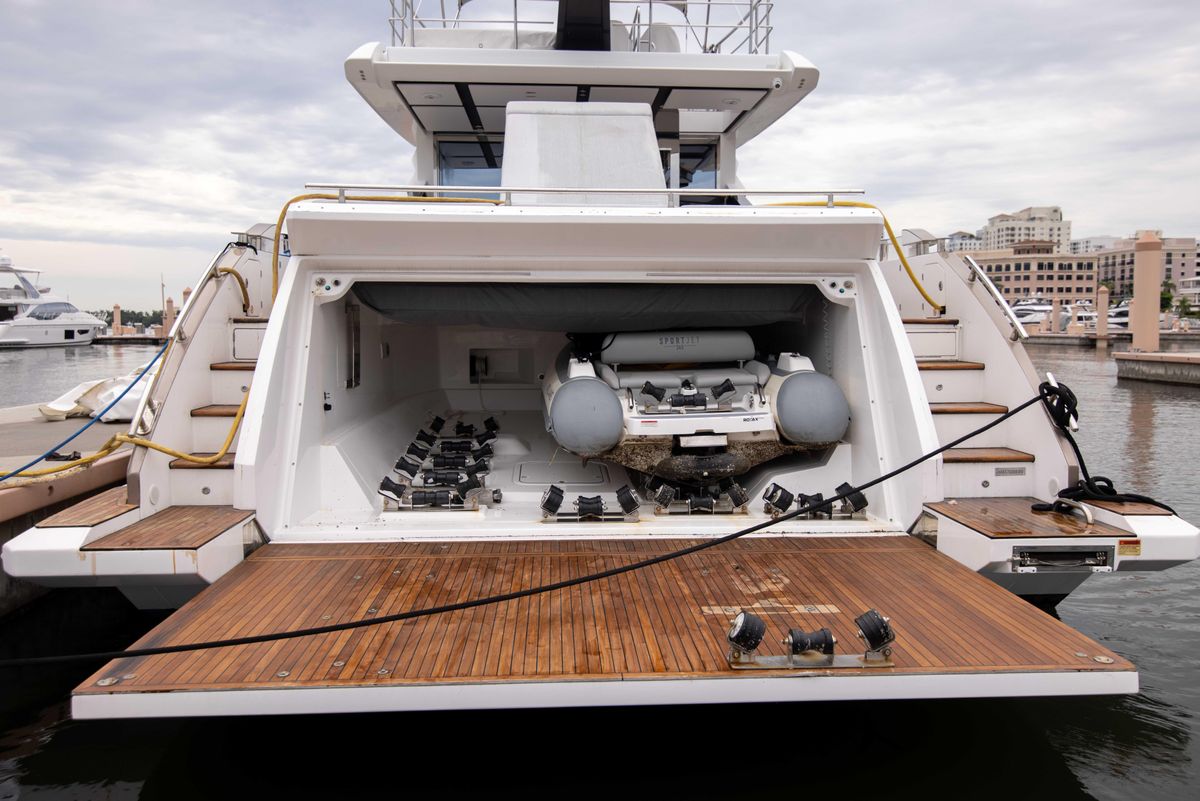 2019 Azimut 70 