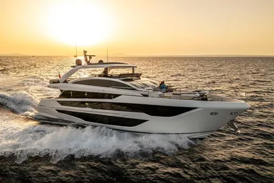 Pearl 82