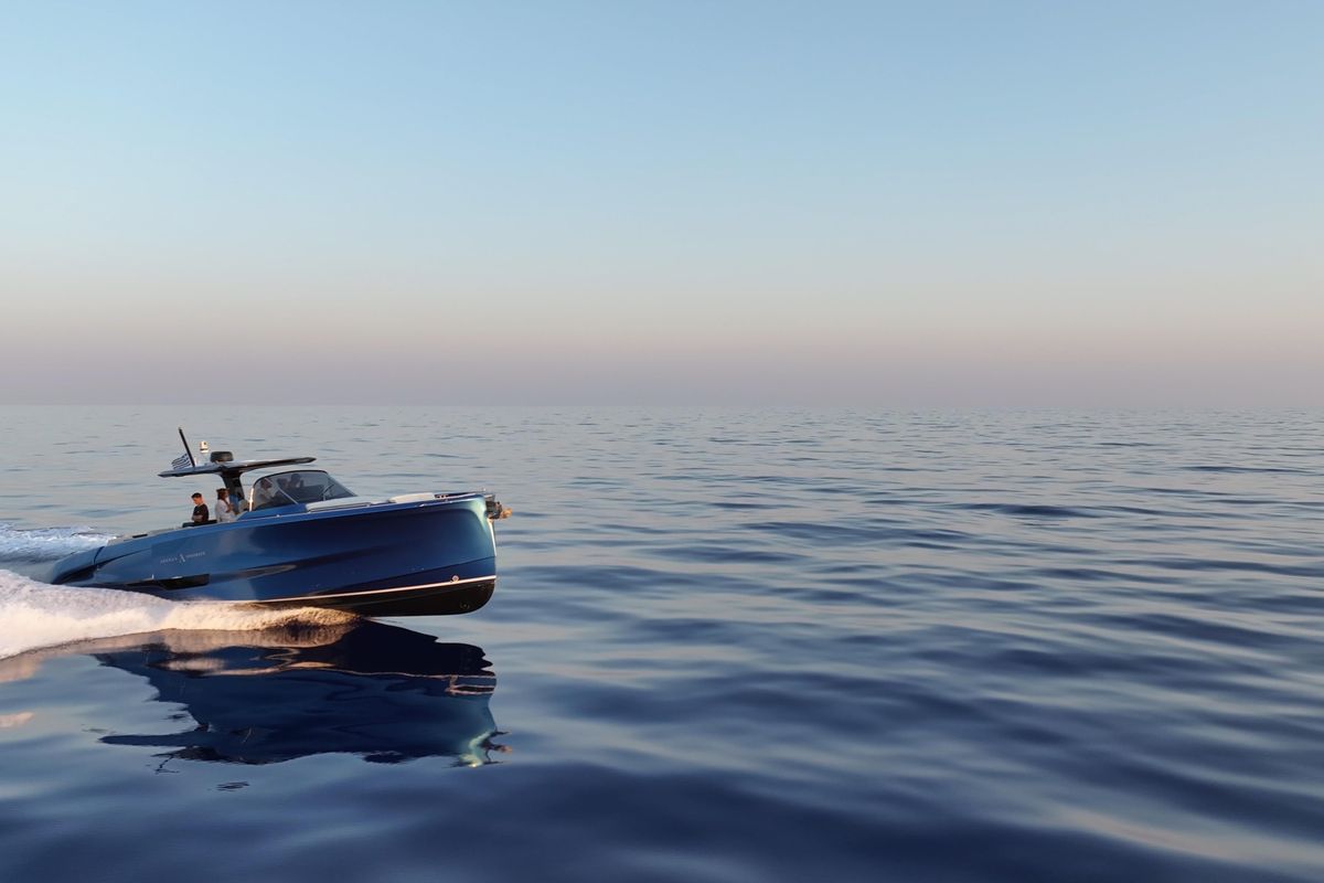 2023 Solaris Power 44 