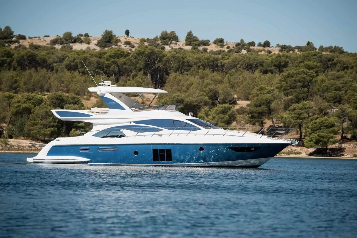 2015 Azimut 59 