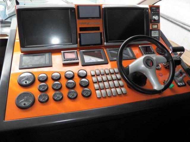 2006 Fairline 62 