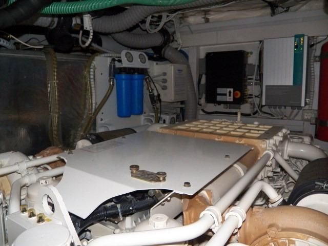 2006 Fairline 62 