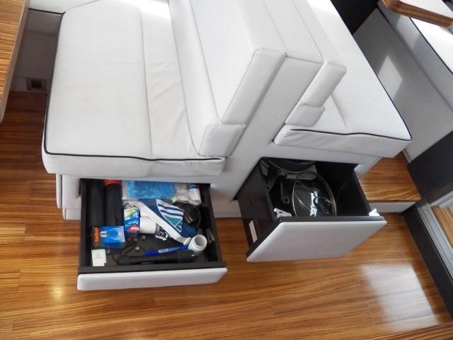 2006 Fairline 62 