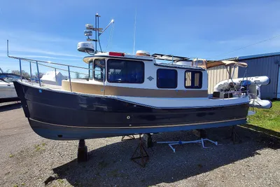 Ranger Tugs R-27