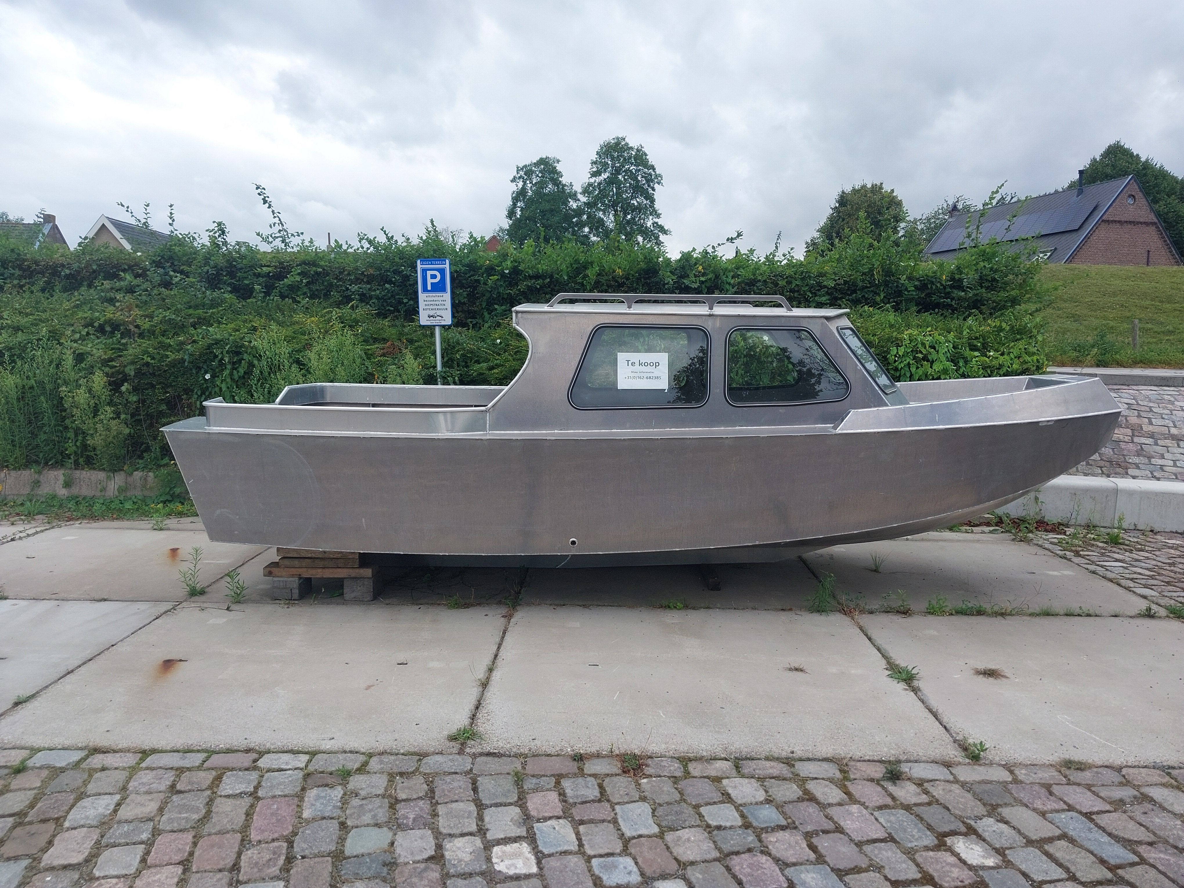 2023 Custom Explorer 600