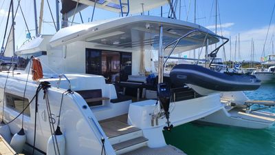 Yacht