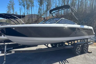 Cobalt CS23 Surf