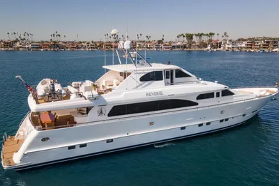 Horizon Custom Yacht