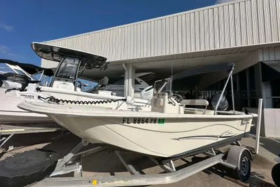 Carolina 198 DLV