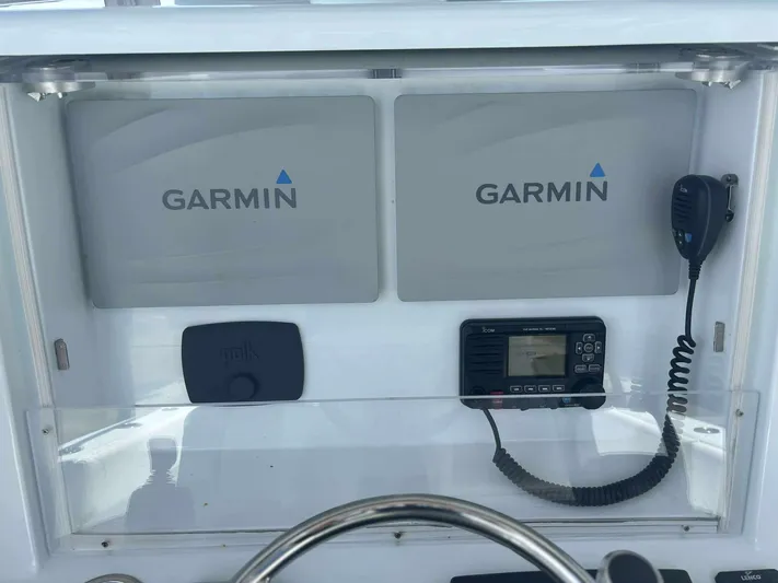 Jonsey's Locker Yacht Photos Pics 