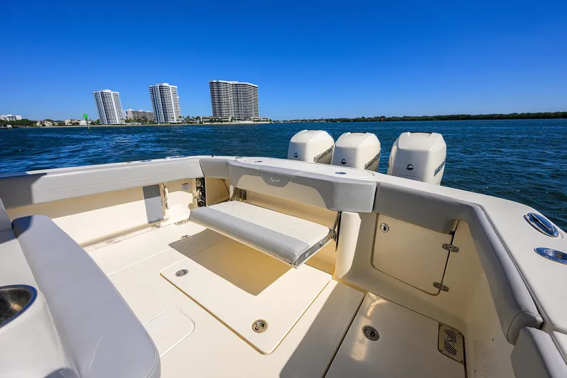 W/seakeeper Yacht Photos Pics 