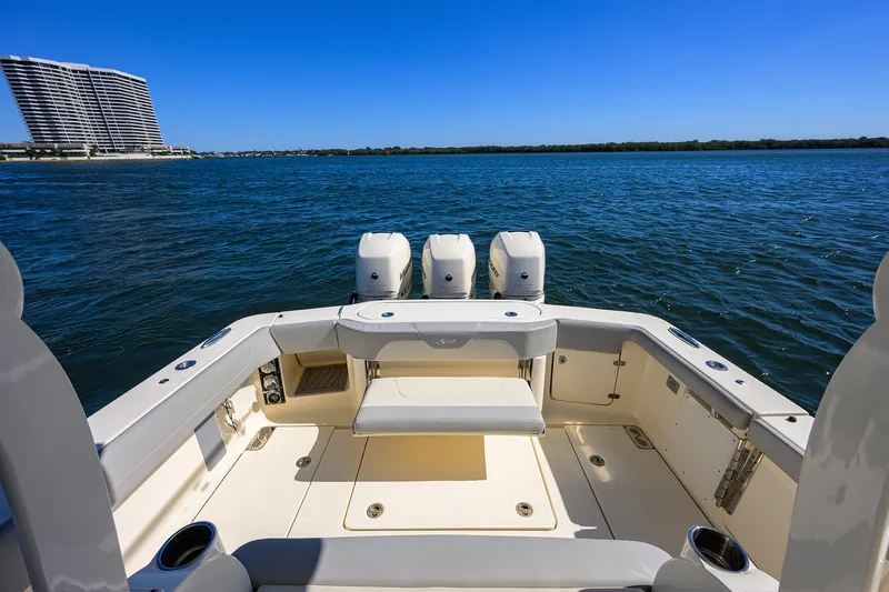 W/seakeeper Yacht Photos Pics 