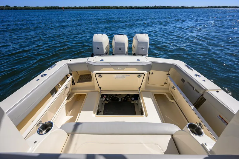 W/seakeeper Yacht Photos Pics 