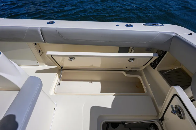 W/seakeeper Yacht Photos Pics 