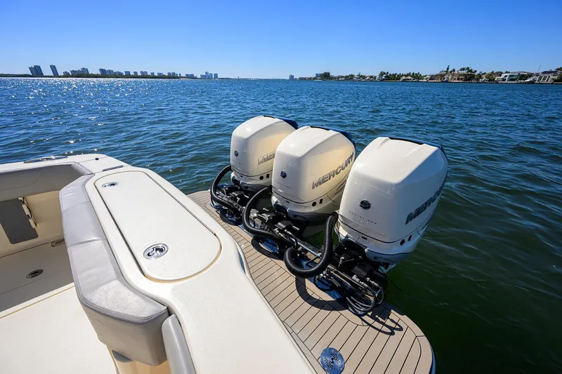 W/seakeeper Yacht Photos Pics 