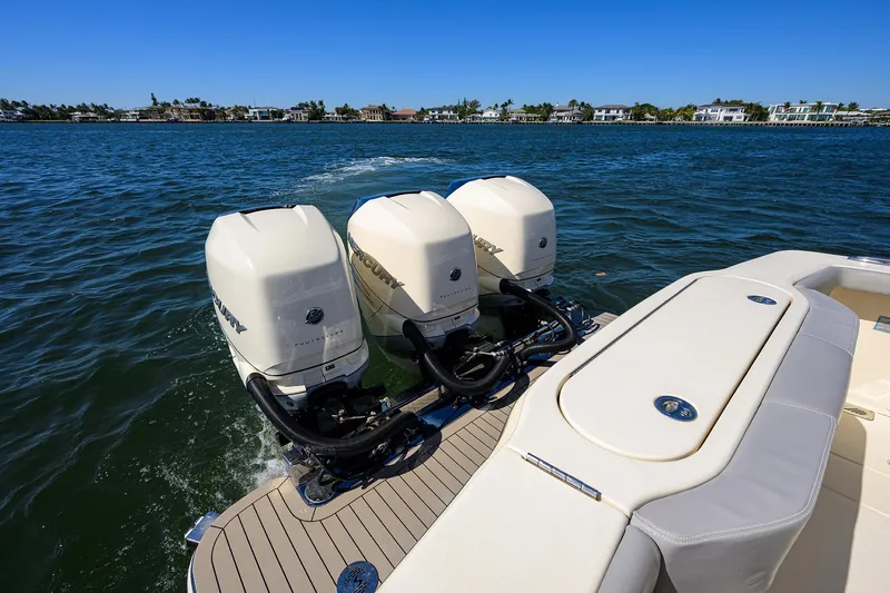 W/seakeeper Yacht Photos Pics 